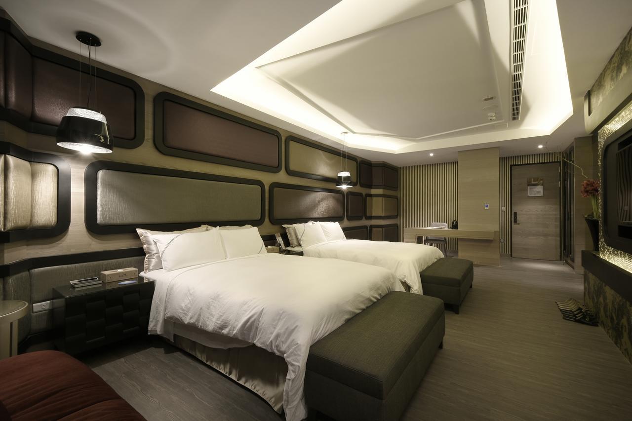 U-Her Hotel Taichung Dış mekan fotoğraf