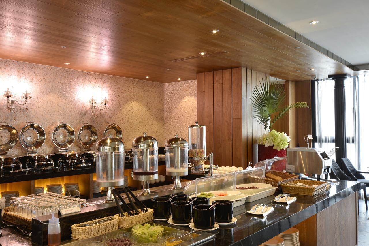 U-Her Hotel Taichung Dış mekan fotoğraf