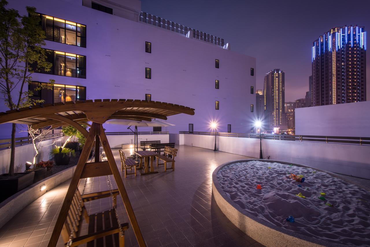 U-Her Hotel Taichung Dış mekan fotoğraf